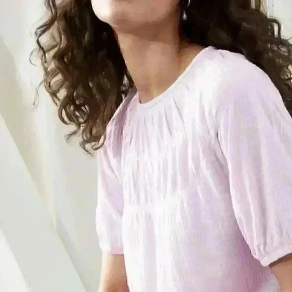 Banana Republic Textured Smocked Top - Picture 6 of 9